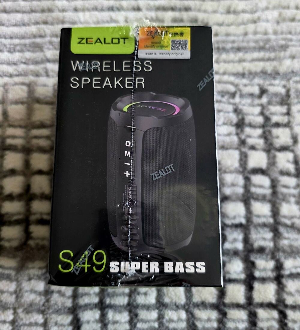 ZEALOT S49 Wireless Bluetooth Speaker - Super Bass - RGB Light - NEW SEALED